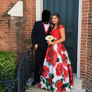 Sherri Hill prom dress